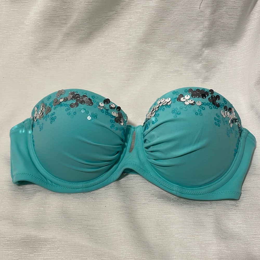 Victoria’s Secret Bikini Top!